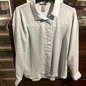 Light blue size 6 HM button up